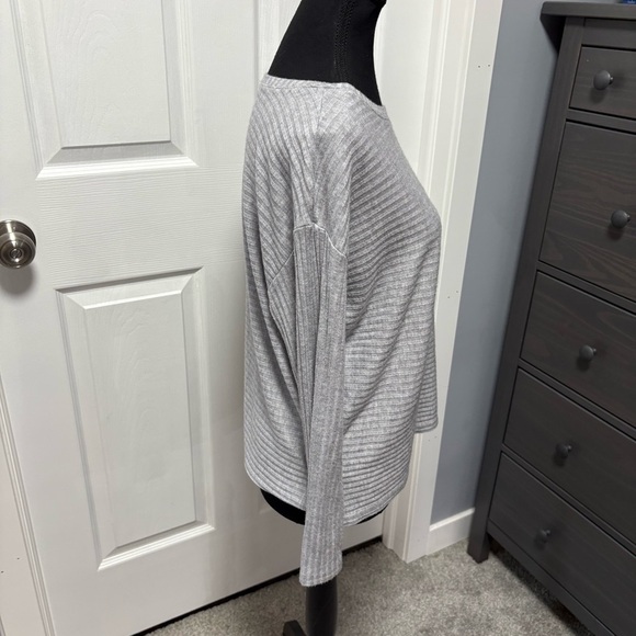 Z Supply Top - Picture 2 of 6